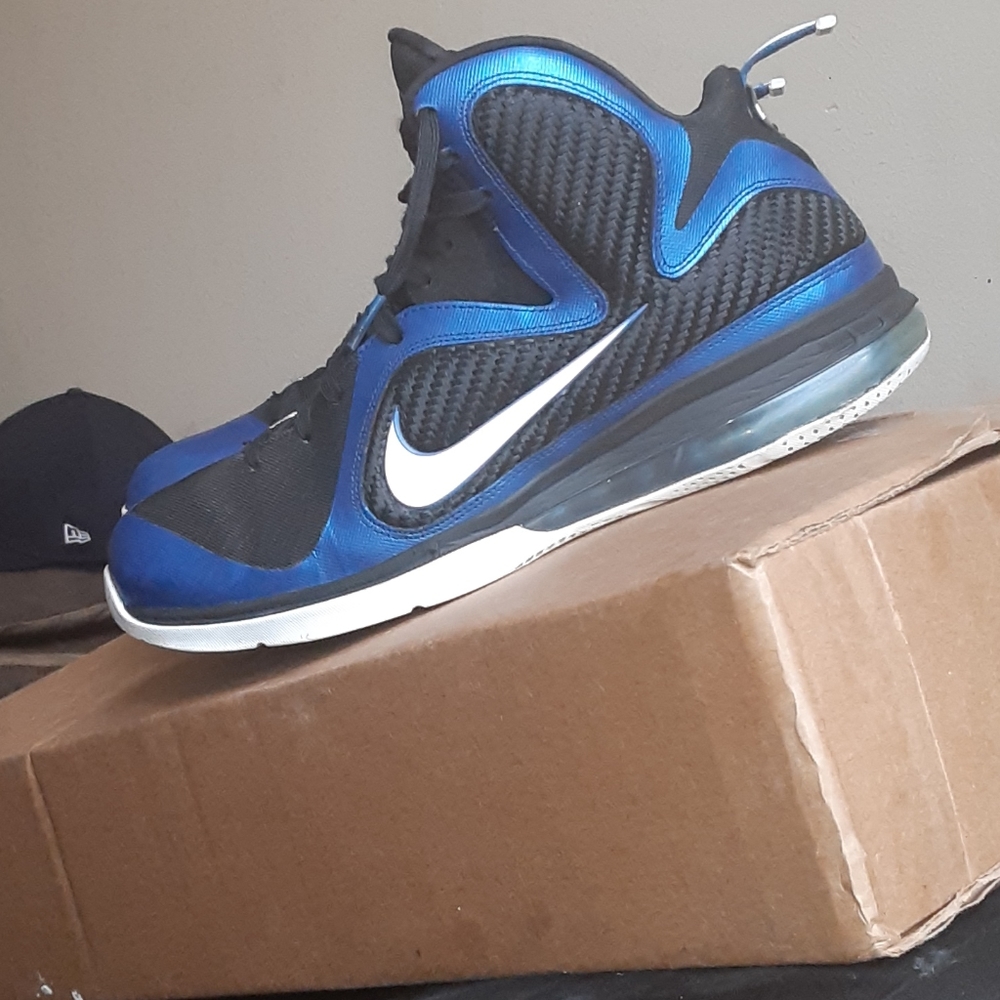 Nike Lebron 9 (Kentucky)